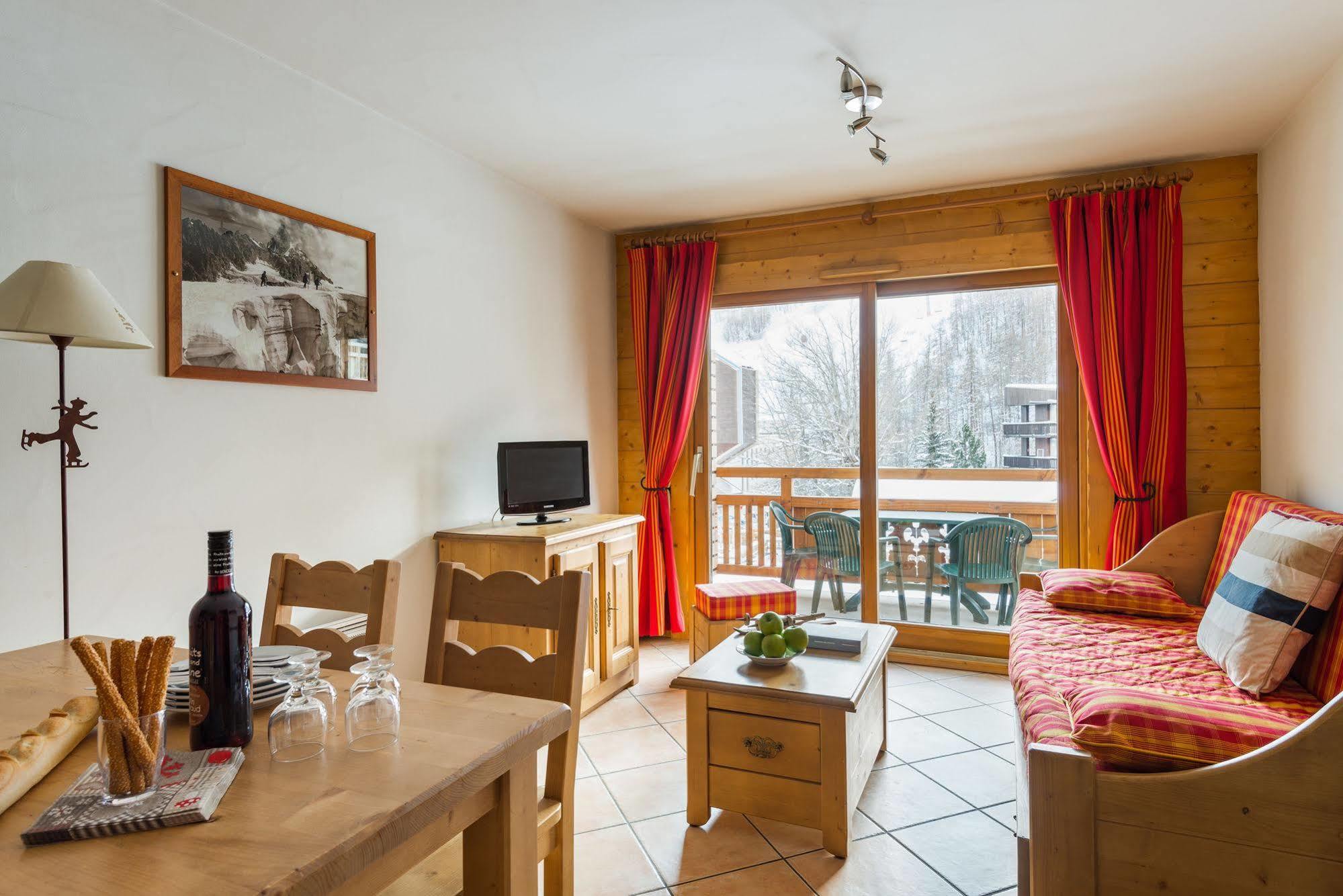 Lagrange Vacances Le Hameau Du Rocher Blanc Serre Chevalier Dış mekan fotoğraf
