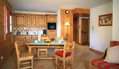 Lagrange Vacances Le Hameau Du Rocher Blanc Serre Chevalier Dış mekan fotoğraf